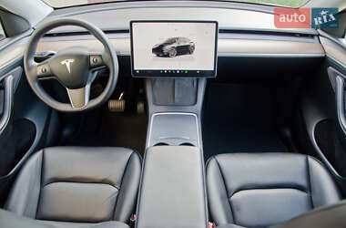 Позашляховик / Кросовер Tesla Model Y 2022 в 