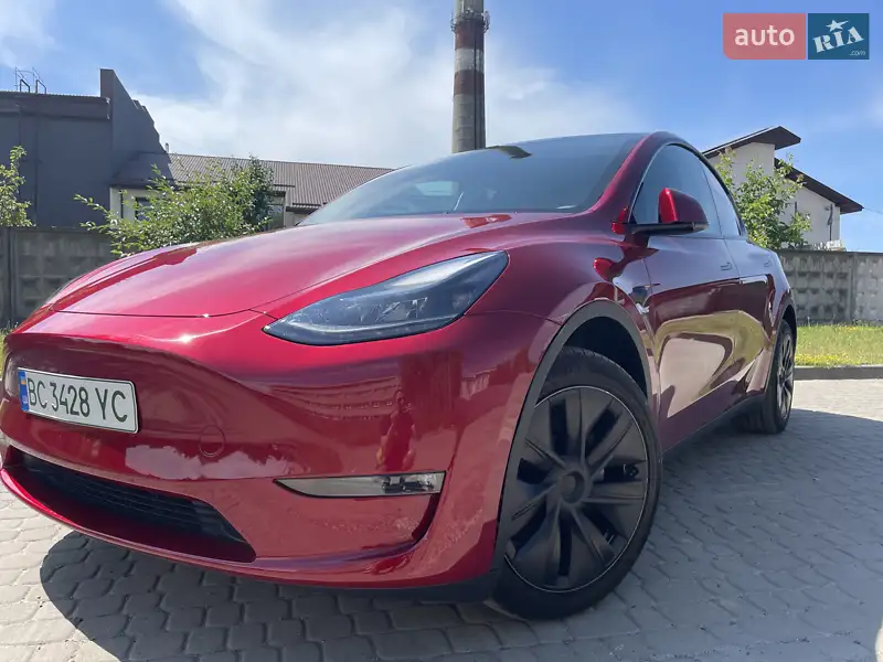 Tesla Model Y