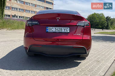 Внедорожник / Кроссовер Tesla Model Y 2024 в 