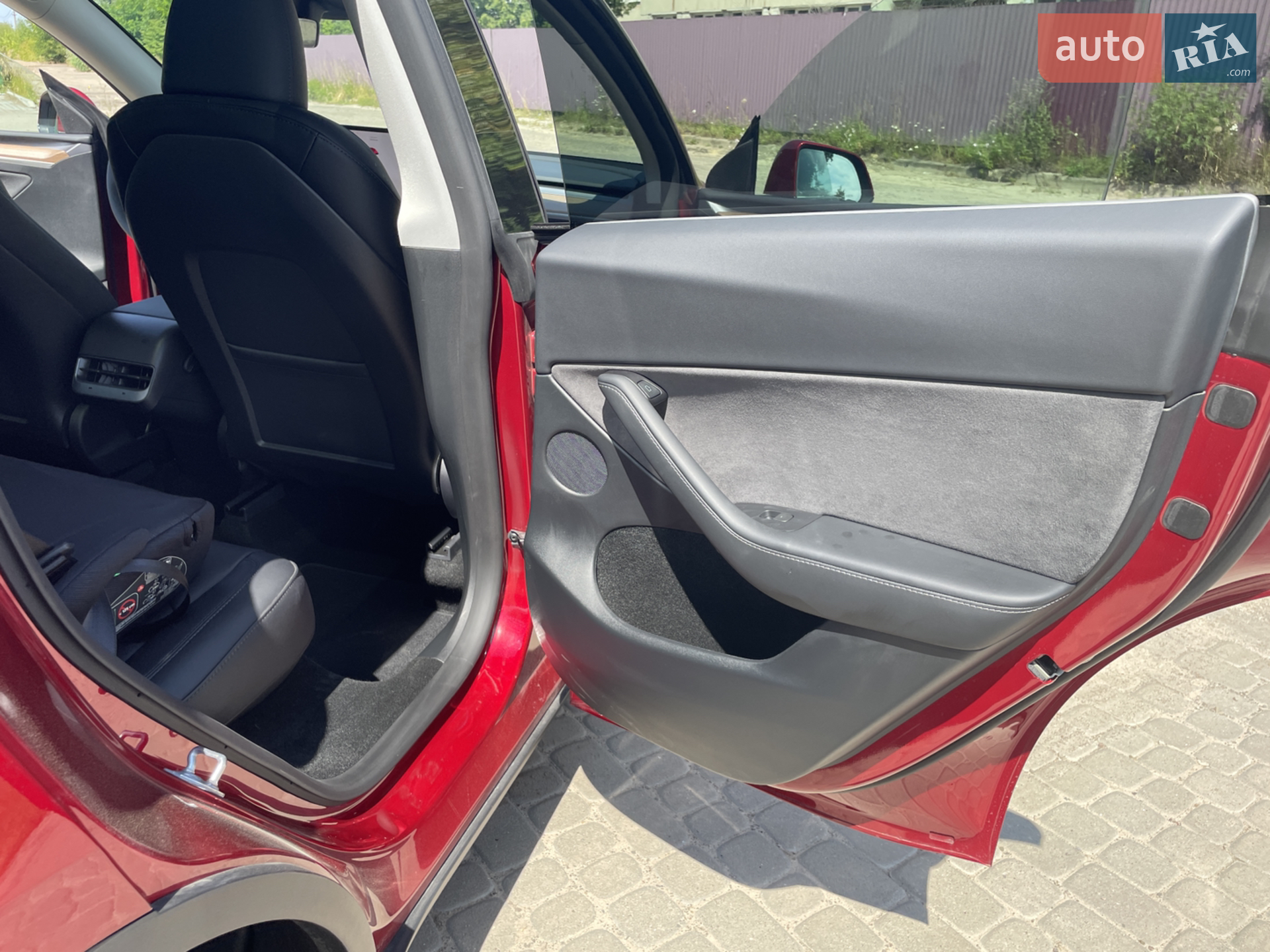 2024 Tesla Model Y - мініатюра 25