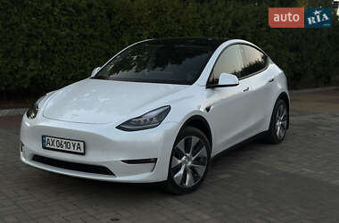 Внедорожник / Кроссовер Tesla Model Y 2021 в 