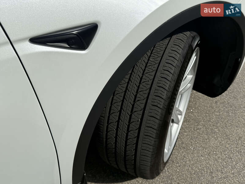 Внедорожник / Кроссовер Tesla Model Y 2022 в Киеве фото 5 Внедорожник / Кроссовер Tesla Model Y 2022 в Киеве