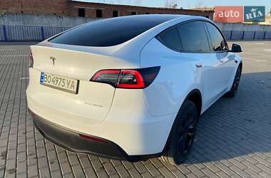 Позашляховик / Кросовер Tesla Model Y 2021 в 