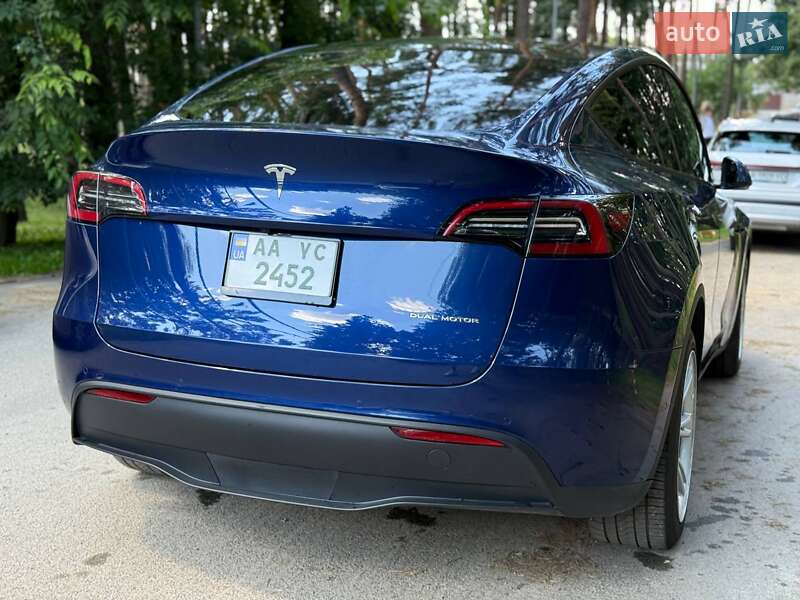 Внедорожник / Кроссовер Tesla Model Y 2021 в Киеве