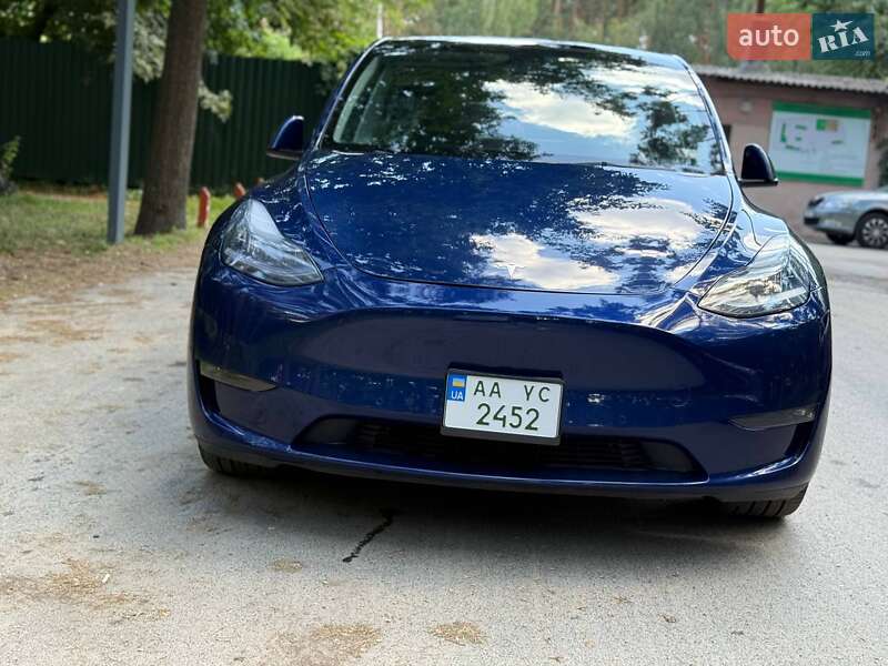 Внедорожник / Кроссовер Tesla Model Y 2021 в Киеве