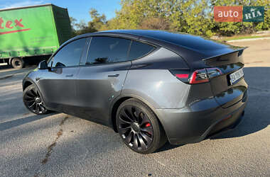 Позашляховик / Кросовер Tesla Model Y 2021 в 