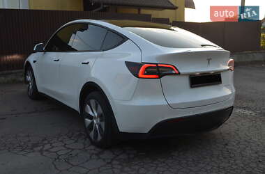 Внедорожник / Кроссовер Tesla Model Y 2021 в 