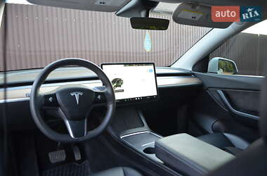 Внедорожник / Кроссовер Tesla Model Y 2021 в 