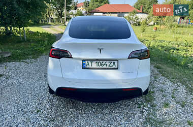 Внедорожник / Кроссовер Tesla Model Y 2021 в 
