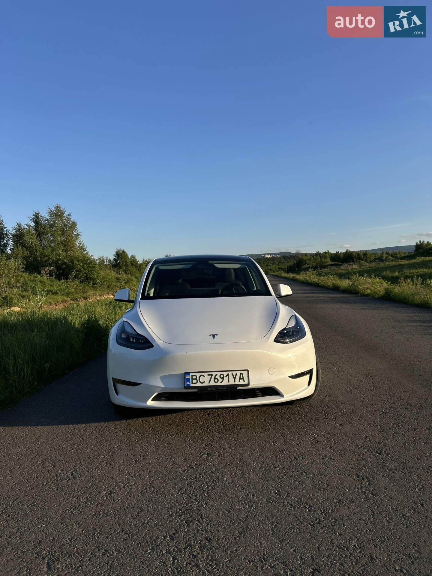 2023 Tesla Model Y - мініатюра 3