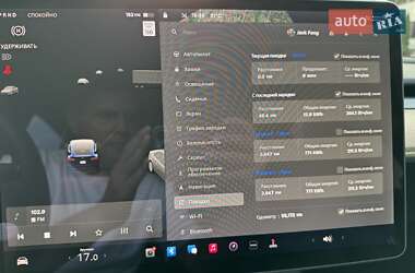 Позашляховик / Кросовер Tesla Model Y 2022 в 