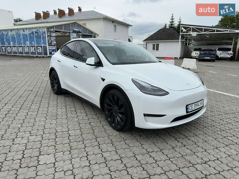 Внедорожник / Кроссовер Tesla Model Y 2022 в Черновцах