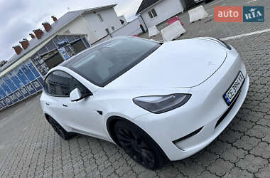 Внедорожник / Кроссовер Tesla Model Y 2022 в 