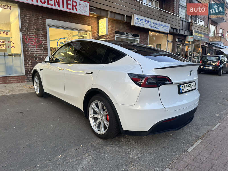 Позашляховик / Кросовер Tesla Model Y 2022 в Києві