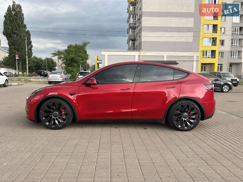Внедорожник / Кроссовер Tesla Model Y 2021 в Виннице
