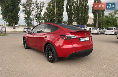 Позашляховик / Кросовер Tesla Model Y 2021 в 
