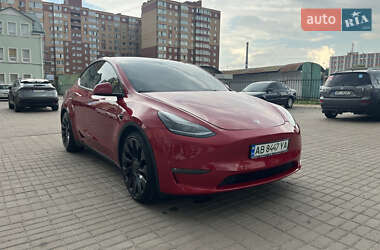 Позашляховик / Кросовер Tesla Model Y 2021 в 