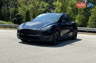 Внедорожник / Кроссовер Tesla Model Y 2022 в 