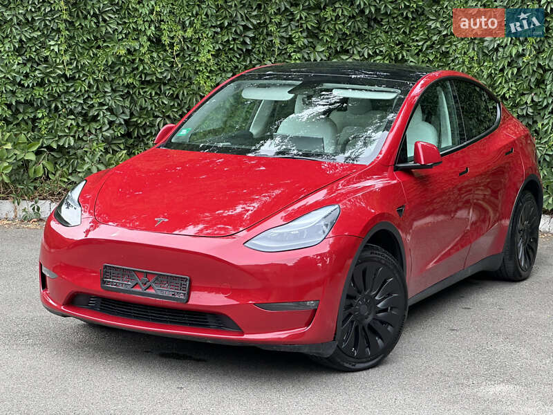 Позашляховик / Кросовер Tesla Model Y 2023 в Києві