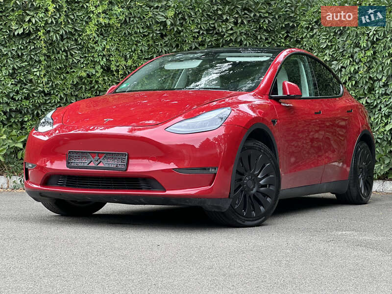 Позашляховик / Кросовер Tesla Model Y 2023 в Києві