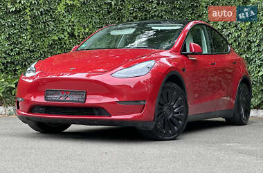 Позашляховик / Кросовер Tesla Model Y 2023 в 