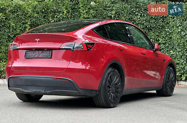 Позашляховик / Кросовер Tesla Model Y 2023 в 