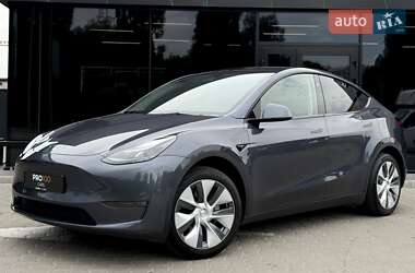 Позашляховик / Кросовер Tesla Model Y 2023 в 
