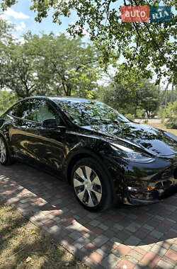 Внедорожник / Кроссовер Tesla Model Y 2023 в 