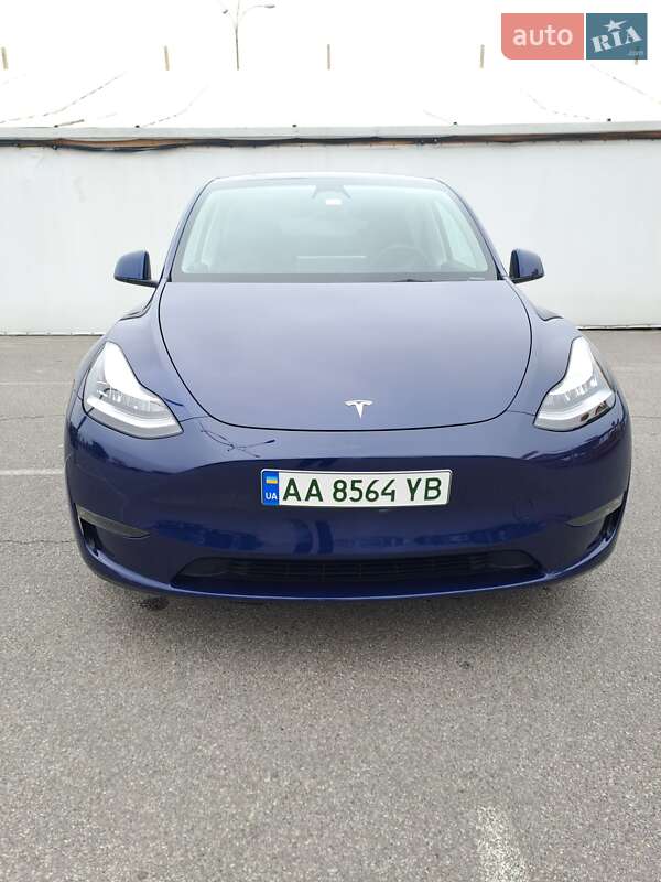 Внедорожник / Кроссовер Tesla Model Y 2023 в 