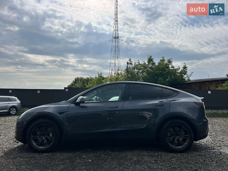 Внедорожник / Кроссовер Tesla Model Y 2022 в Луцке