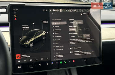 Внедорожник / Кроссовер Tesla Model Y 2022 в 