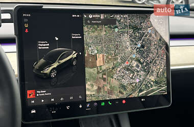 Внедорожник / Кроссовер Tesla Model Y 2022 в 