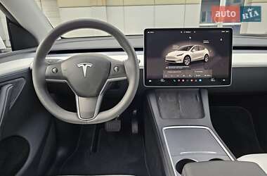 Позашляховик / Кросовер Tesla Model Y 2023 в 