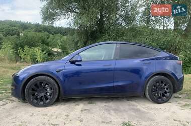 Внедорожник / Кроссовер Tesla Model Y 2021 в 