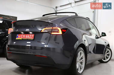 Позашляховик / Кросовер Tesla Model Y 2021 в 