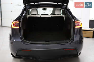 Позашляховик / Кросовер Tesla Model Y 2021 в 