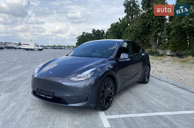 Внедорожник / Кроссовер Tesla Model Y 2020 в 
