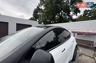 Позашляховик / Кросовер Tesla Model Y 2022 в 