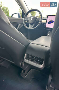 Позашляховик / Кросовер Tesla Model Y 2020 в 