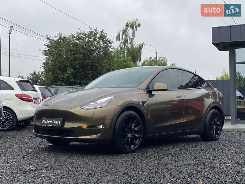Позашляховик / Кросовер Tesla Model Y 2021 в Луцьку