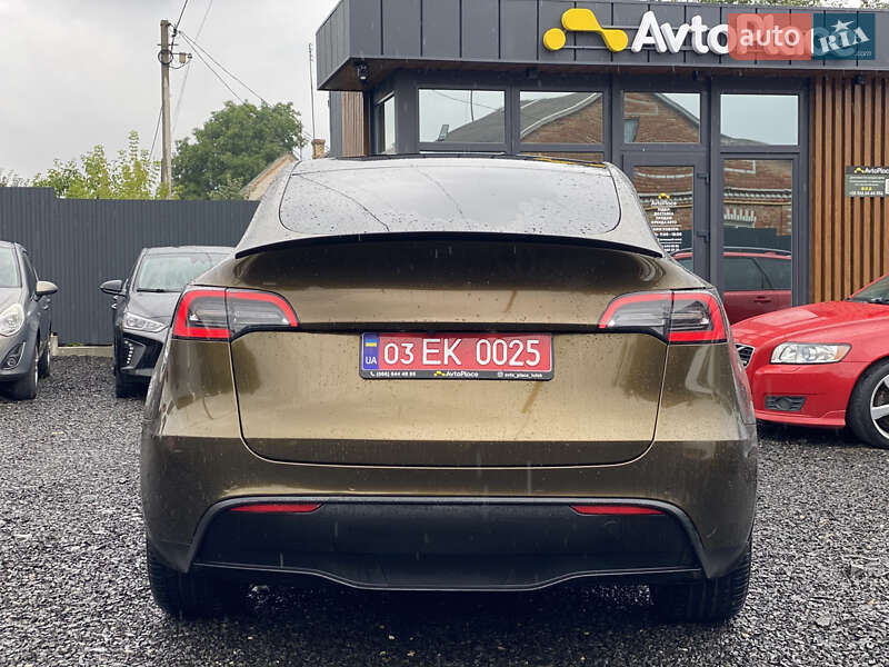 Позашляховик / Кросовер Tesla Model Y 2021 в Луцьку