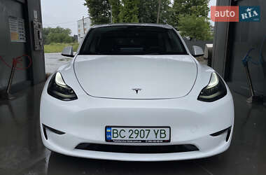 Позашляховик / Кросовер Tesla Model Y 2022 в 