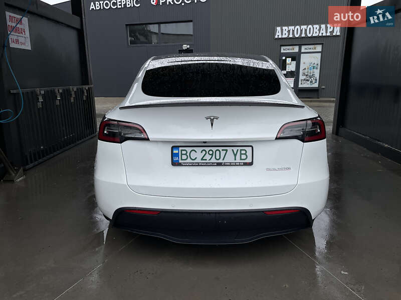 Внедорожник / Кроссовер Tesla Model Y 2022 в Львове