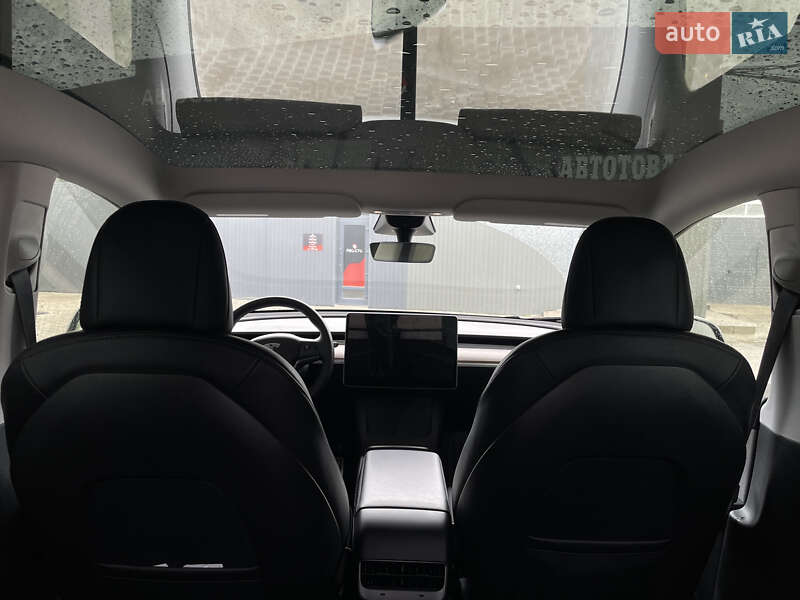 Внедорожник / Кроссовер Tesla Model Y 2022 в Львове