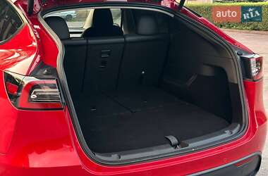Внедорожник / Кроссовер Tesla Model Y 2022 в 