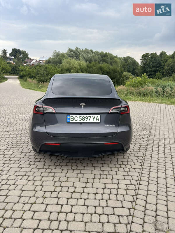 Внедорожник / Кроссовер Tesla Model Y 2021 в Львове