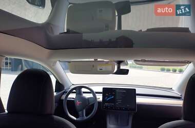Внедорожник / Кроссовер Tesla Model Y 2021 в 