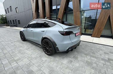 Позашляховик / Кросовер Tesla Model Y 2021 в 