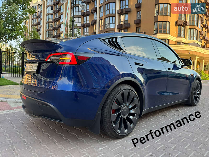Tesla Model Y 2021
