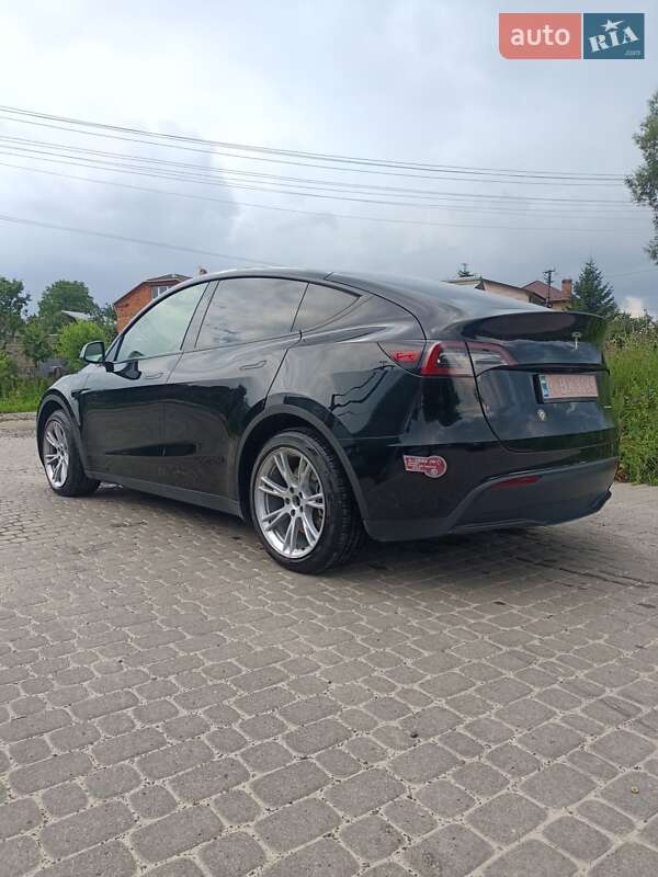 Позашляховик / Кросовер Tesla Model Y 2023 в Львові фото 15 Позашляховик / Кросовер Tesla Model Y 2023 в Львові